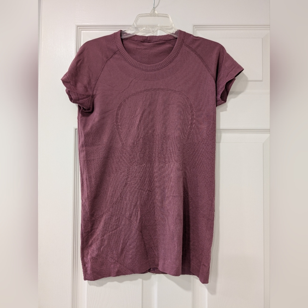Lululemon women's swifley tech Mauve Top